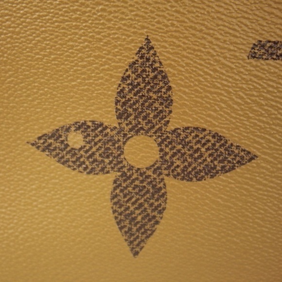 Louis Vuitton Onthego GM Reverse Monogram Giant Tote Bag Brown - Picture 4 of 6